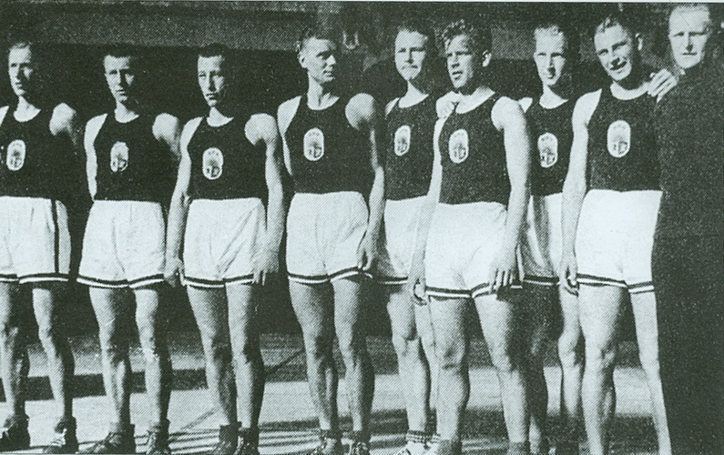 sur Le Roster. | Lettonie, une première pour l'histoire L'équipe de Lettonie championne d'Europe en 1935.
