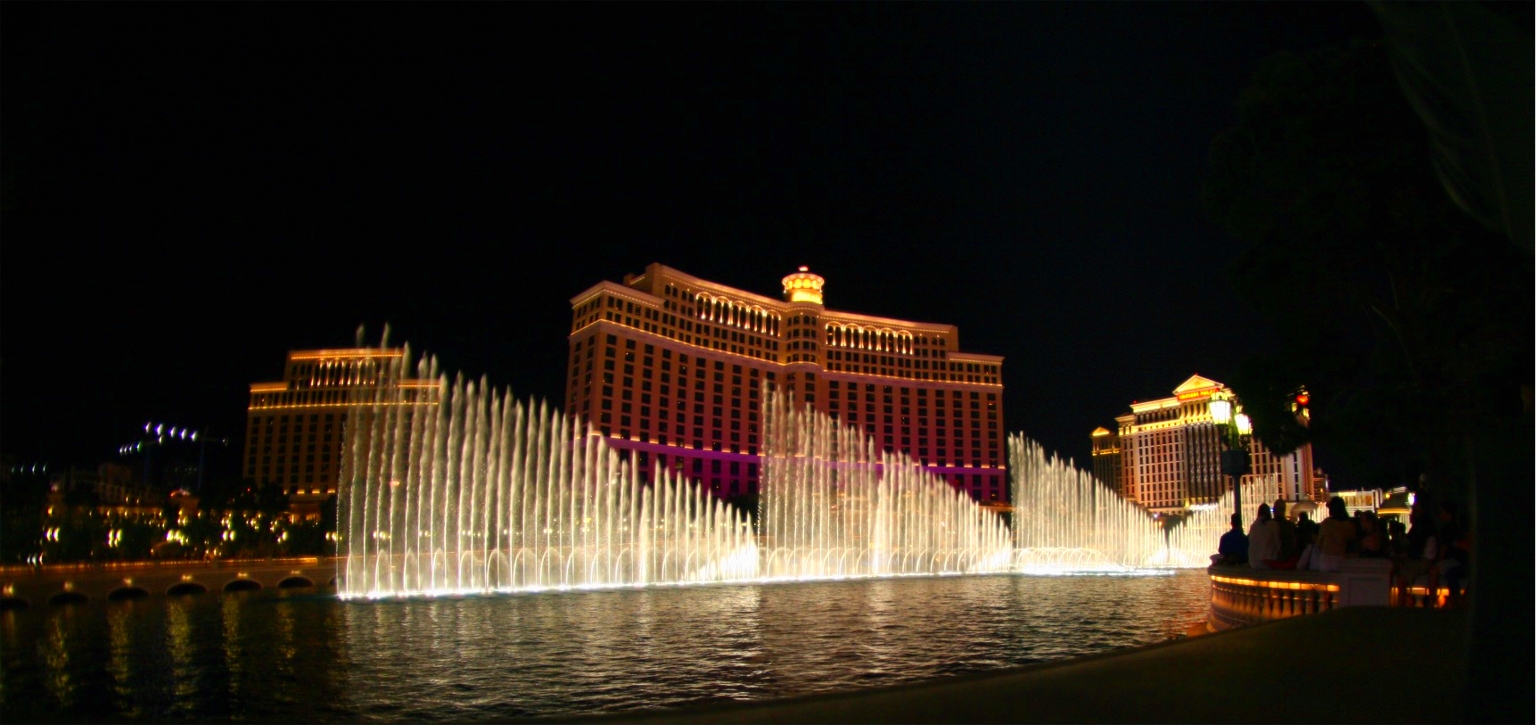 what to do in vegas is go to the bellagio fountain