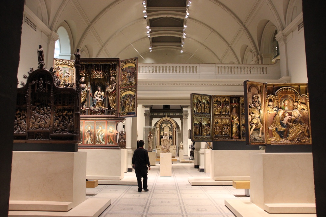Collection de retables médievaux à Victoria and Albert museum de Londres.