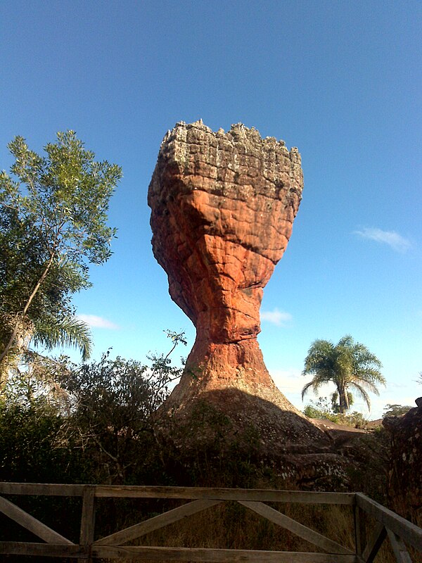 Vila Velha State Park