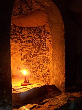Fotografia que mostra a luz produzida por uma vela.