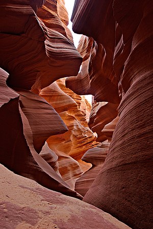 A view of Lower Antelope Canyon near the entrance