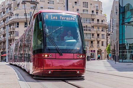 Tramway type Translohr STE4 in the Clermont-Ferrand, France.