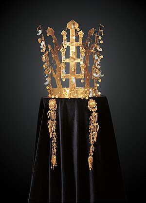 Golden crown of Silla Kingdom,