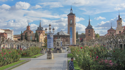 Santa María la Mayor, in Alcalá de Henares, where Cervantes was reputedly baptised; the square in front is named Plaza Cervantes (Source: Wikimedia)