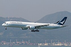B-LXD@HKG (20181006153137).jpg