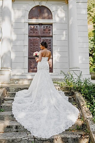 Wedding dress