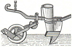 8. Drillschar mit nachfolgender Druckrolle.